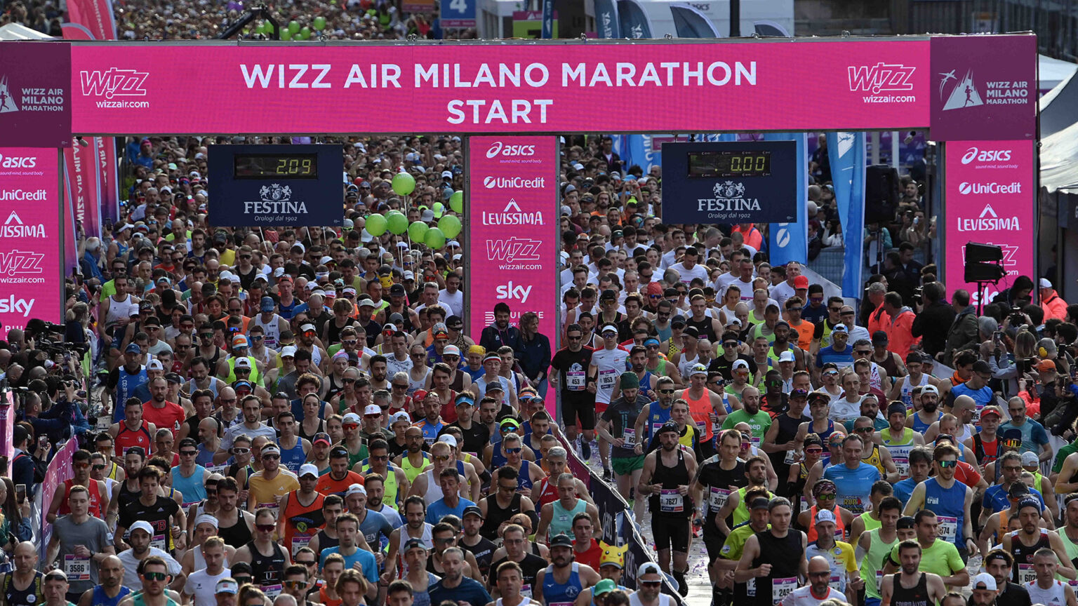 La festa del running Milano Marathon 2025